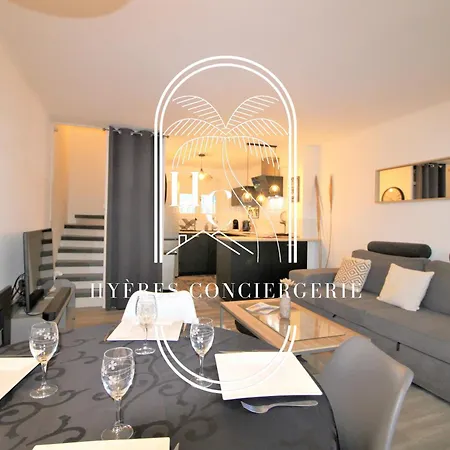Apartment Triplex 2 Port D'hyeres A 400m Plages Clim Wifi Pk By Hc *