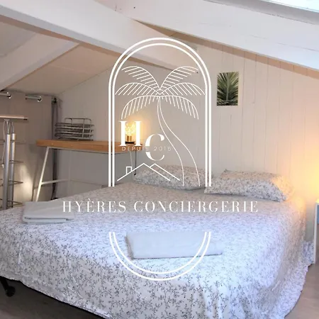 Apartment Triplex 2 Port D'hyeres A 400m Plages Clim Wifi Pk By Hc Hyeres